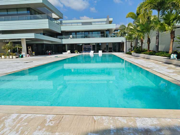 变频科技助力海南高端泳池体验,AQUA爱克焕新私人泳池品质标准
