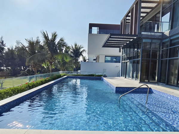 海南陵水高端别墅泳池项目落地，广州千叶彰显泳池设备硬实力