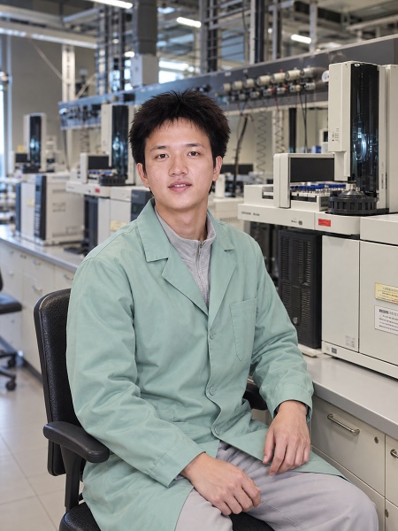 许一力率谱析光晶用第四代半导体视角切入算力核心功耗调度